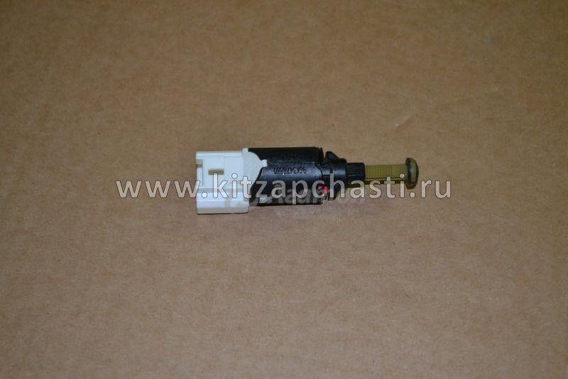 Датчик стоп-сигнала DongFeng AX7 4865000