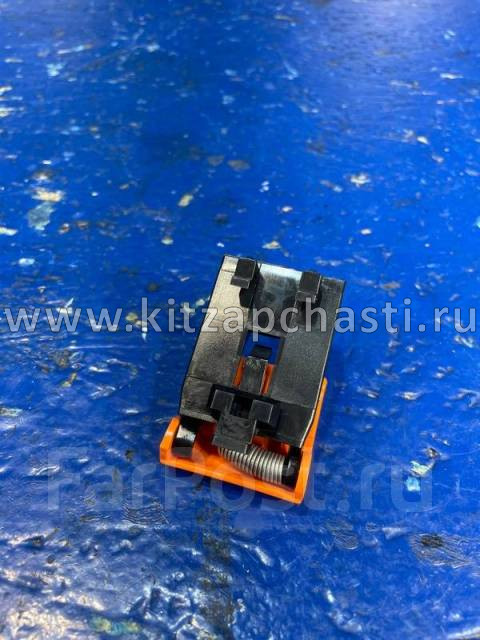 Отбойник капота пластмассовый HAVAL F7 2рест  5306350XKU62A